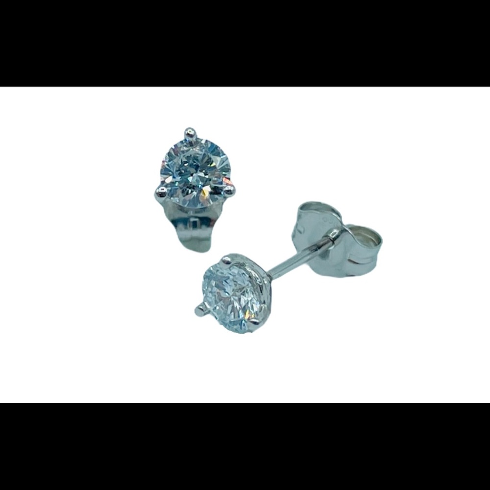 .50ct 14k White Gold Diamond Stud Martini Setting